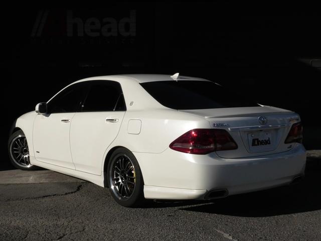 クラウン ３．５アスリート　＋Ｍ　スーパーチャージャー　ブレンボキャリパー　ＲＡＹＳ　ＲＥ３０　車高調　フジツボマフラー装着（8枚目）