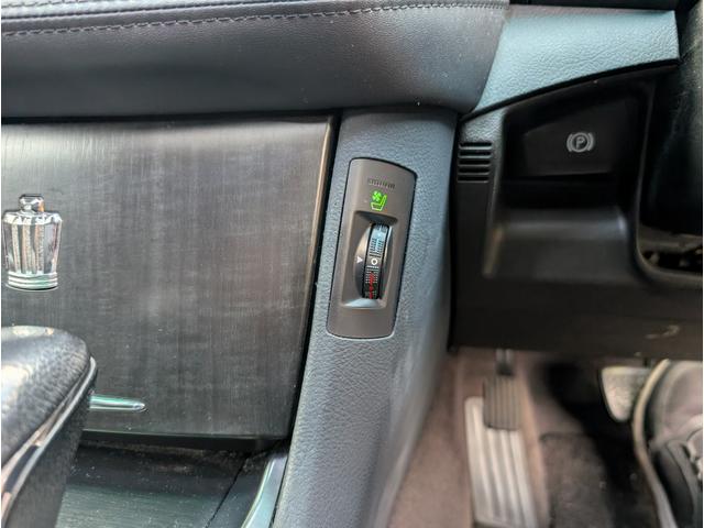 クラウン ３．５アスリート　＋Ｍ　スーパーチャージャー　ブレンボキャリパー　ＲＡＹＳ　ＲＥ３０　車高調　フジツボマフラー装着（22枚目）