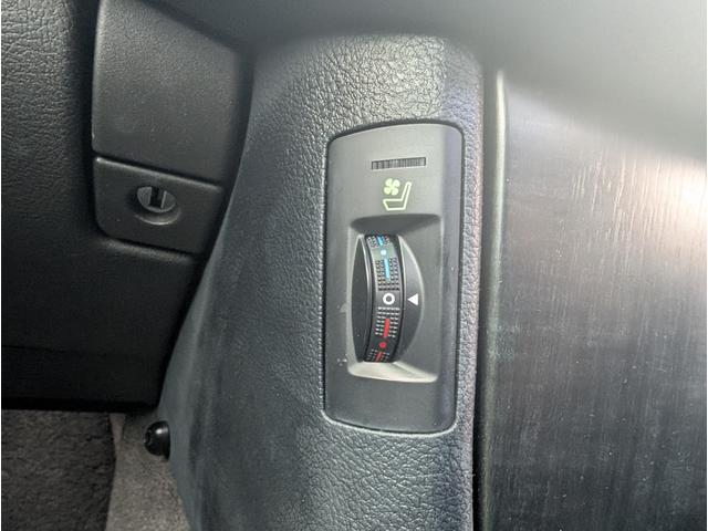 クラウン ３．５アスリート　＋Ｍ　スーパーチャージャー　ブレンボキャリパー　ＲＡＹＳ　ＲＥ３０　車高調　フジツボマフラー装着（23枚目）