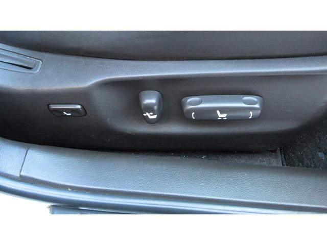 クラウン ３．５アスリート　＋Ｍ　スーパーチャージャー　ブレンボキャリパー　ＲＡＹＳ　ＲＥ３０　車高調　フジツボマフラー装着（32枚目）