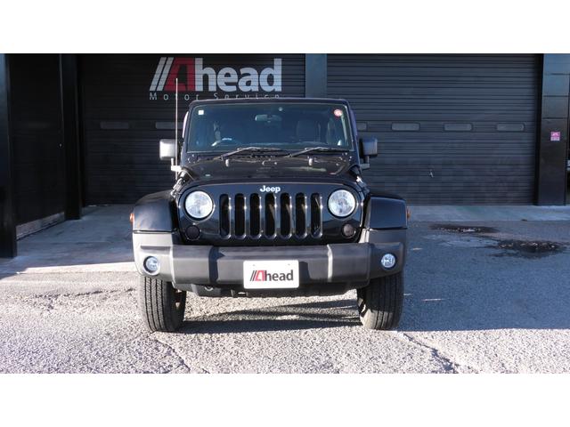 ジープ・ラングラーアンリミテッド サハラ(2枚目)