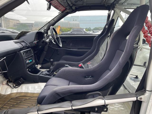 シビック ＳｉＲ　５速ＭＴ　Ｂ１６Ａエンジン　ＢＲＩＤＥフルバケットシート　１２点式ロールケージ　ゼロファイター車高調　５ＺＩＧＥＮエキマニ　バーディークラブＳＰＥＣ２マフラー　ＥＮＫＥＩ１５インチアルミホ―イル（15枚目）