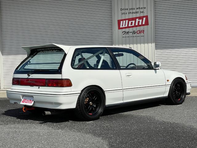 シビック ＳｉＲ　５速ＭＴ　Ｂ１６Ａエンジン　ＢＲＩＤＥフルバケットシート　１２点式ロールケージ　ゼロファイター車高調　５ＺＩＧＥＮエキマニ　バーディークラブＳＰＥＣ２マフラー　ＥＮＫＥＩ１５インチアルミホ―イル（21枚目）