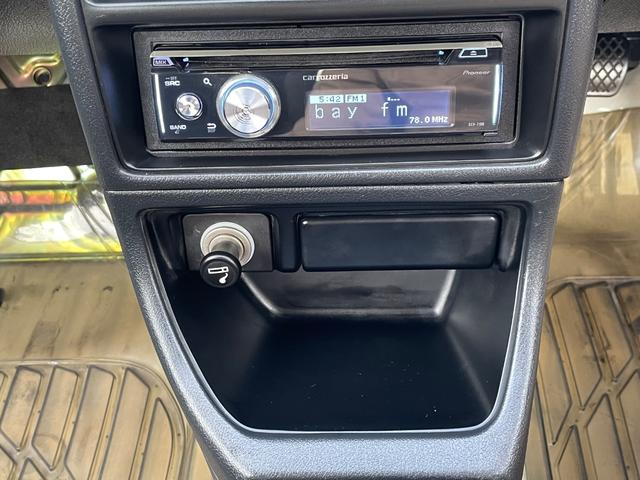 シビック ＳｉＲ　５速ＭＴ　Ｂ１６Ａエンジン　ＢＲＩＤＥフルバケットシート　１２点式ロールケージ　ゼロファイター車高調　５ＺＩＧＥＮエキマニ　バーディークラブＳＰＥＣ２マフラー　ＥＮＫＥＩ１５インチアルミホ―イル（34枚目）