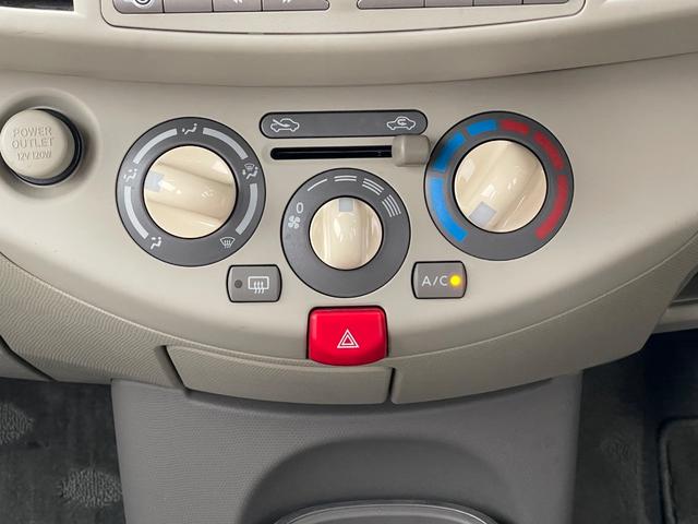 マーチ １２Ｓ　ワンオーナー　５速ＭＴ　純正オーディオ　ＣＤ　エアコン　パワーウィンドウ　ハロゲンヘッドライト　純正マフラー　純正１４インチスチールホイール（40枚目）