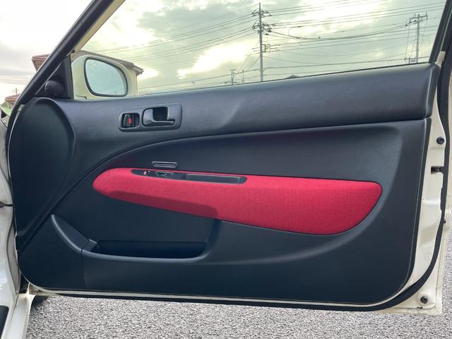 シビック タイプＲ　Ｘ　５速ＭＴ　ＶＴＥＣエンジン　ＥＴＣ　運転席ＢＲＩＤＥフルバケットシート　純正ＯＰフロントフォグランプ　ビルシュタイン車高調　フジツボマフラー　バリスカーボンボンネット　純正１５インチアルミホイール（16枚目）