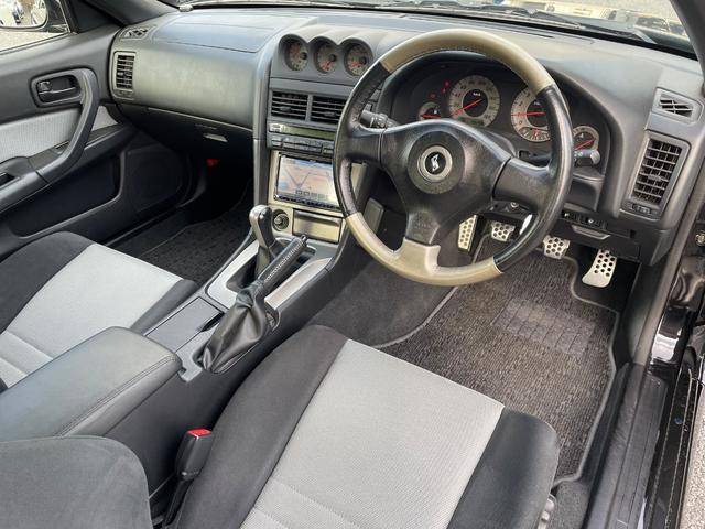 NISSAN SKYLINE 25GT TURBO