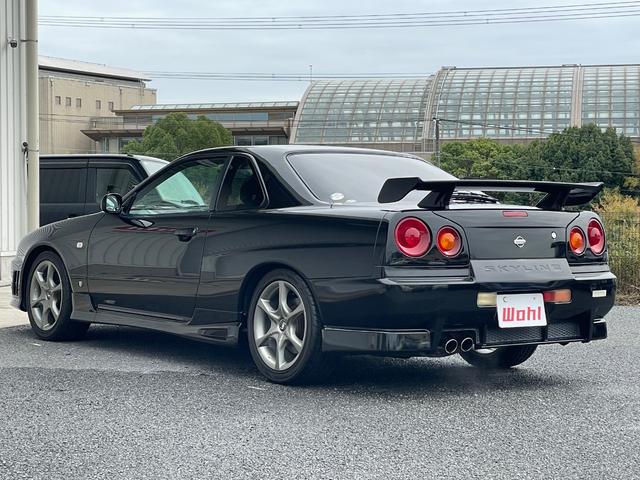 NISSAN SKYLINE 25GT TURBO
