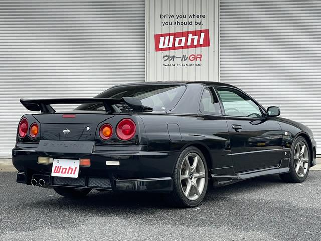 NISSAN SKYLINE 25GT TURBO