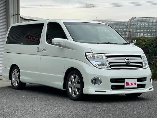 エルグランド ３５０ハイウェイＳブラックレザアーバンセレＶ（10枚目）