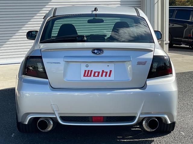 インプレッサ WRX STI Aライン 4WD ターボ パナソニックナビ DTV ETC プッシュスタート パドルシフト ハーフレザーシート STIトランクスポイラー ヴァレンティスモークテール ガナドールマフラー WORK19インチAW(9枚目)
