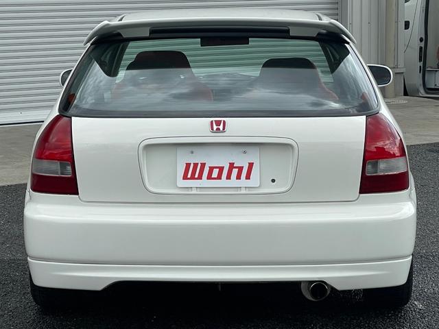 シビック タイプＲ　５速ＭＴ　ＶＴＥＣエンジン　カロッツェリアナビ　ＥＴＣ　ＲＥＣＡＲＯセミバケットシート　ＥＮＤＬＥＳＳ車高調　　社外ＬＳＤ　ＳＰＯＯＮマフラー　社外エキマニ　純正１５インチアルミホイール（9枚目）