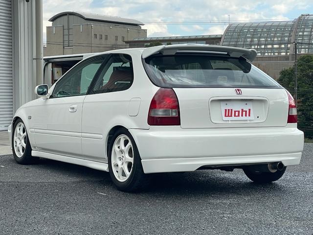 シビック タイプＲ　５速ＭＴ　ＶＴＥＣエンジン　カロッツェリアナビ　ＥＴＣ　ＲＥＣＡＲＯセミバケットシート　ＥＮＤＬＥＳＳ車高調　　社外ＬＳＤ　ＳＰＯＯＮマフラー　社外エキマニ　純正１５インチアルミホイール（11枚目）