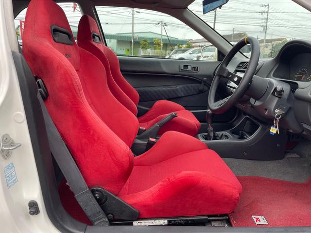 シビック タイプＲ　５速ＭＴ　ＶＴＥＣエンジン　カロッツェリアナビ　ＥＴＣ　ＲＥＣＡＲＯセミバケットシート　ＥＮＤＬＥＳＳ車高調　　社外ＬＳＤ　ＳＰＯＯＮマフラー　社外エキマニ　純正１５インチアルミホイール（14枚目）