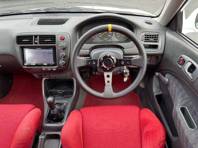シビック タイプＲ　５速ＭＴ　ＶＴＥＣエンジン　カロッツェリアナビ　ＥＴＣ　ＲＥＣＡＲＯセミバケットシート　ＥＮＤＬＥＳＳ車高調　　社外ＬＳＤ　ＳＰＯＯＮマフラー　社外エキマニ　純正１５インチアルミホイール（28枚目）
