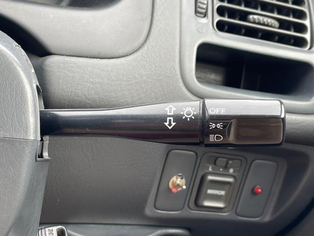 シビック タイプＲ　５速ＭＴ　ＶＴＥＣエンジン　カロッツェリアナビ　ＥＴＣ　ＲＥＣＡＲＯセミバケットシート　ＥＮＤＬＥＳＳ車高調　　社外ＬＳＤ　ＳＰＯＯＮマフラー　社外エキマニ　純正１５インチアルミホイール（32枚目）