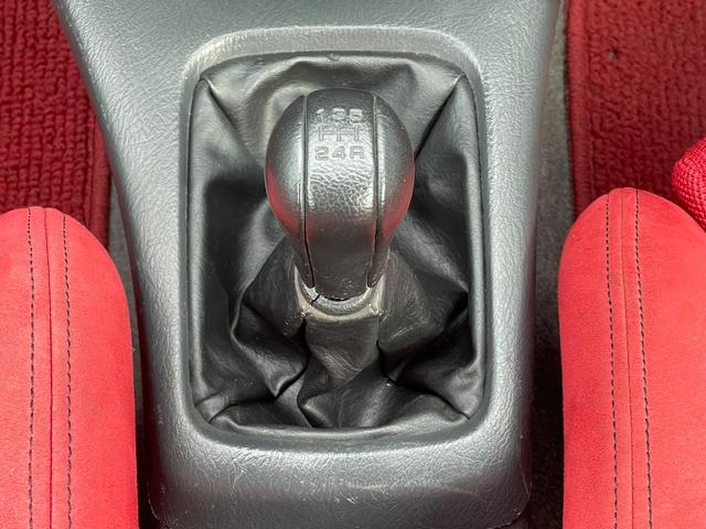シビック タイプＲ　５速ＭＴ　ＶＴＥＣエンジン　カロッツェリアナビ　ＥＴＣ　ＲＥＣＡＲＯセミバケットシート　ＥＮＤＬＥＳＳ車高調　　社外ＬＳＤ　ＳＰＯＯＮマフラー　社外エキマニ　純正１５インチアルミホイール（37枚目）