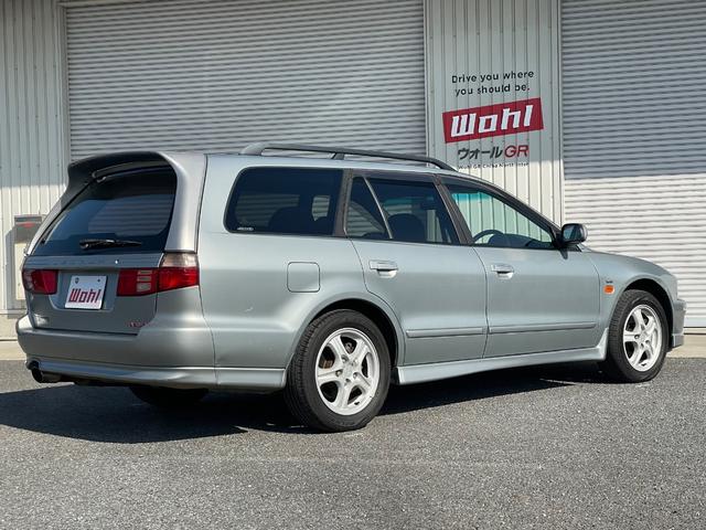 レグナム ＶＲ－４タイプＳ　Ｖ６ツインターボ　４ＷＤ　純正オーディオ　ＥＴＣ　電動格納ミラー　パワーウィンドウ　サンルーフ　ルーフレール　純正タワーバー　フロントフォグ　純正マフラー　純正１６インチアルミホイール（21枚目）