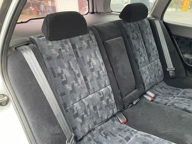 レグナム ＶＲ－４タイプＳ　Ｖ６ツインターボ　４ＷＤ　純正オーディオ　ＥＴＣ　電動格納ミラー　パワーウィンドウ　サンルーフ　ルーフレール　純正タワーバー　フロントフォグ　純正マフラー　純正１６インチアルミホイール（24枚目）