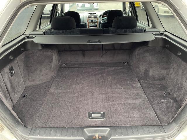 レグナム ＶＲ－４タイプＳ　Ｖ６ツインターボ　４ＷＤ　純正オーディオ　ＥＴＣ　電動格納ミラー　パワーウィンドウ　サンルーフ　ルーフレール　純正タワーバー　フロントフォグ　純正マフラー　純正１６インチアルミホイール（31枚目）