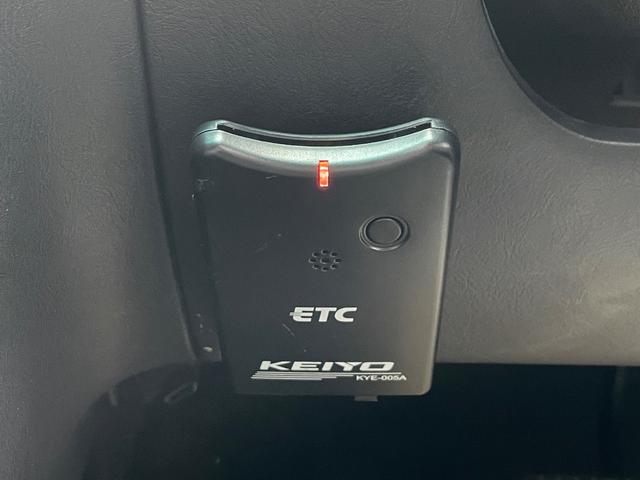 レグナム ＶＲ－４タイプＳ　Ｖ６ツインターボ　４ＷＤ　純正オーディオ　ＥＴＣ　電動格納ミラー　パワーウィンドウ　サンルーフ　ルーフレール　純正タワーバー　フロントフォグ　純正マフラー　純正１６インチアルミホイール（46枚目）