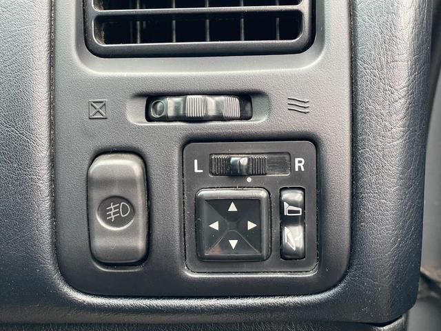 レグナム ＶＲ－４タイプＳ　Ｖ６ツインターボ　４ＷＤ　純正オーディオ　ＥＴＣ　電動格納ミラー　パワーウィンドウ　サンルーフ　ルーフレール　純正タワーバー　フロントフォグ　純正マフラー　純正１６インチアルミホイール（47枚目）