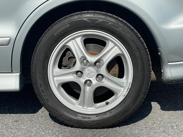 レグナム ＶＲ－４タイプＳ　Ｖ６ツインターボ　４ＷＤ　純正オーディオ　ＥＴＣ　電動格納ミラー　パワーウィンドウ　サンルーフ　ルーフレール　純正タワーバー　フロントフォグ　純正マフラー　純正１６インチアルミホイール（62枚目）