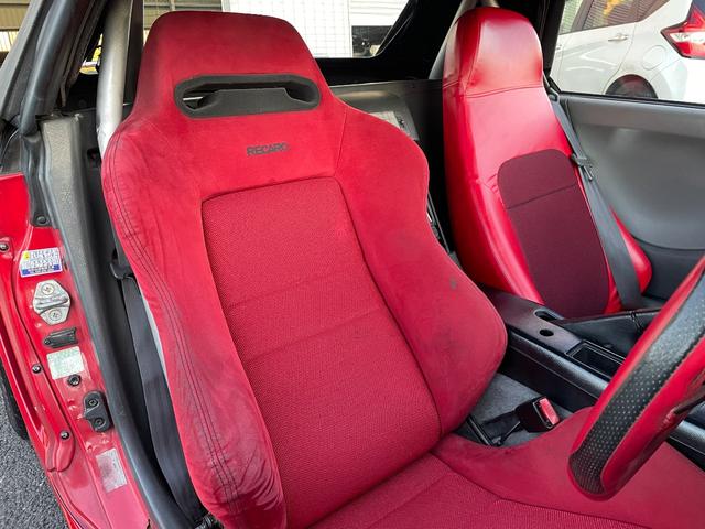 ビート ベースグレード 5速MT カロッツェリアナビ CD DVD ETC カロッツェリアスピーカー 運転席RECAROセミバケットシート 社外ステアリング 社外車高調 レーシングスパルコ13インチアルミホイール(12枚目)