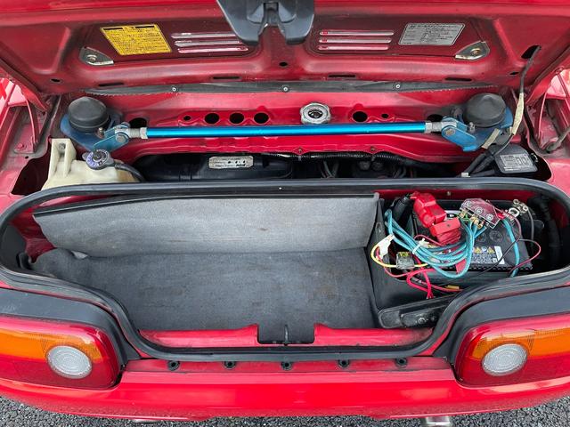 ビート ベースグレード 5速MT カロッツェリアナビ CD DVD ETC カロッツェリアスピーカー 運転席RECAROセミバケットシート 社外ステアリング 社外車高調 レーシングスパルコ13インチアルミホイール(22枚目)