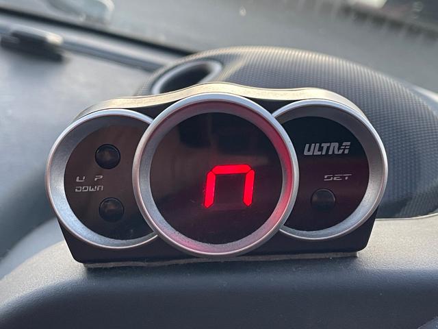 ビート ベースグレード 5速MT カロッツェリアナビ CD DVD ETC カロッツェリアスピーカー 運転席RECAROセミバケットシート 社外ステアリング 社外車高調 レーシングスパルコ13インチアルミホイール(38枚目)