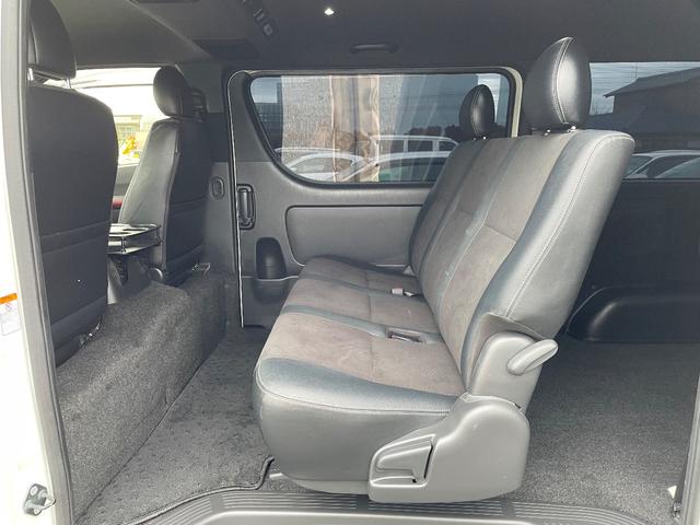 ハイエースバン スーパーＧＬ　ダークプライムＩＩ　ワンオーナー　アルパインナビ　ＤＴＶ　ＥＴＣ　デジタルインナーミラー　両側パワースライドドア　社外バンパー（Ｆ・Ｒ）　オーバーフェンダー　ＵＩｖｅｈｉｃｌｅショック　ＥＳＳＥＸ１８インチアルミホイール（27枚目）