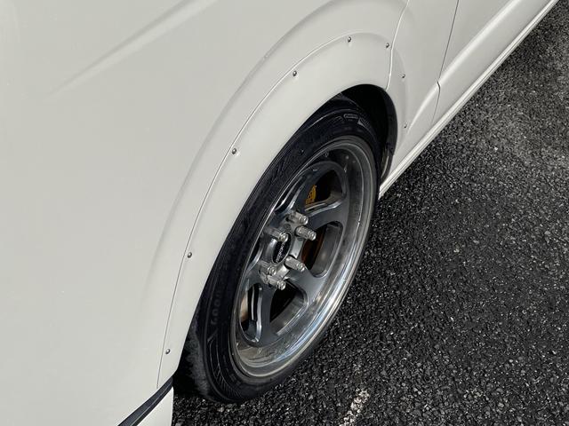 ハイエースバン スーパーＧＬ　ダークプライムＩＩ　ワンオーナー　アルパインナビ　ＤＴＶ　ＥＴＣ　デジタルインナーミラー　両側パワースライドドア　社外バンパー（Ｆ・Ｒ）　オーバーフェンダー　ＵＩｖｅｈｉｃｌｅショック　ＥＳＳＥＸ１８インチアルミホイール（63枚目）