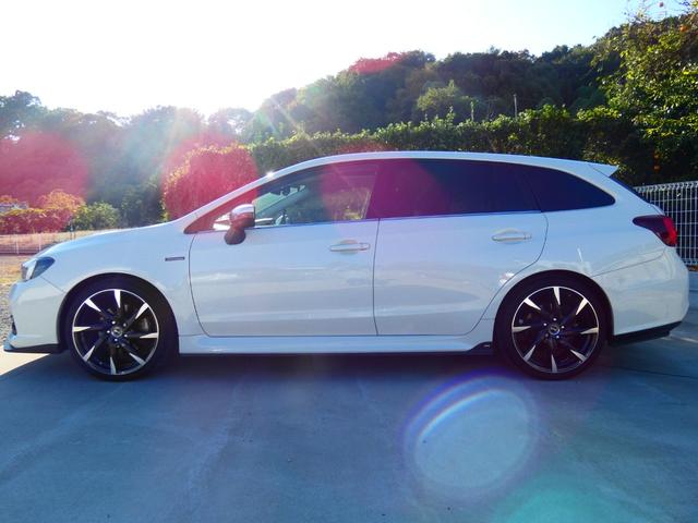 レヴォーグ ２．０ＧＴ－Ｓアイサイト　サンルーフ　ＳＴＩフルエアロ　革シート　３００馬力　アイサイト　純正ナビ　バックカメラ　フルセグＴＶ　Ｂｌｕｅｔｏｏｔｈ　ＥＴＣ　ドラレコ　クルコン　パドルシフト　シートヒーター　内外装仕上げ済！（15枚目）