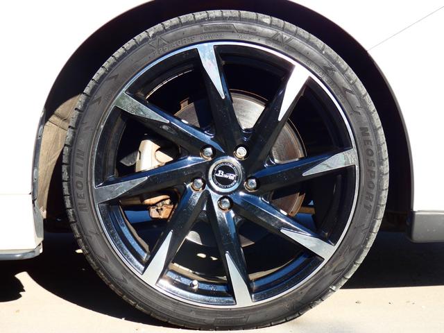 レヴォーグ ２．０ＧＴ－Ｓアイサイト　サンルーフ　ＳＴＩフルエアロ　革シート　３００馬力　アイサイト　純正ナビ　バックカメラ　フルセグＴＶ　Ｂｌｕｅｔｏｏｔｈ　ＥＴＣ　ドラレコ　クルコン　パドルシフト　シートヒーター　内外装仕上げ済！（16枚目）