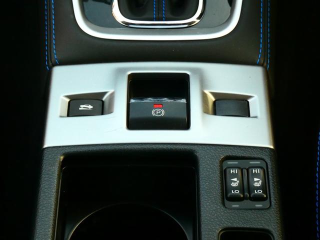 レヴォーグ ２．０ＧＴ－Ｓアイサイト　サンルーフ　ＳＴＩフルエアロ　革シート　３００馬力　アイサイト　純正ナビ　バックカメラ　フルセグＴＶ　Ｂｌｕｅｔｏｏｔｈ　ＥＴＣ　ドラレコ　クルコン　パドルシフト　シートヒーター　内外装仕上げ済！（32枚目）