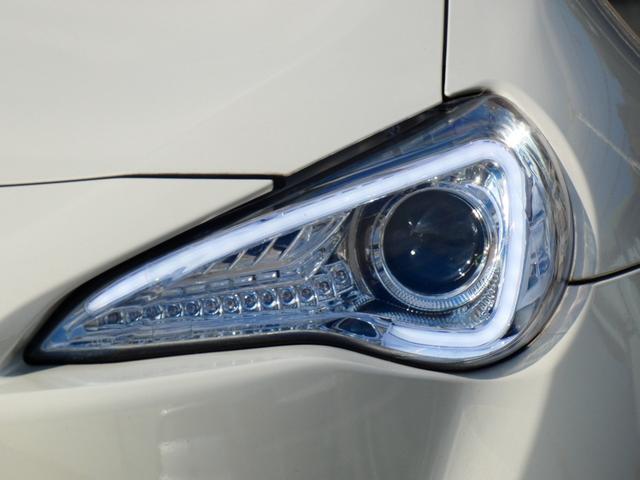 ８６ ＧＴ　社外フルストレートマフラー　ＣＵＳＣＯ車高調　ＴＲＤエアロ　ＲＡＹＳ１９インチＡＷ　ＢＬＩＴＺ３連メーター　社外ヘッド・テール　リアウイング　純正ナビ　フルセグＴＶ　バックカメラ　パドルシフト　バリ物（44枚目）