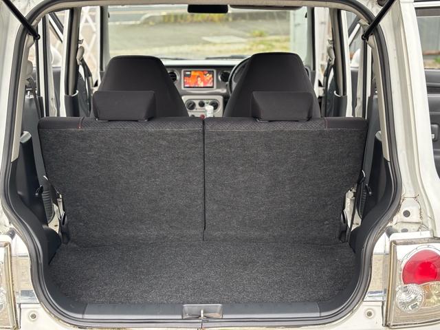 アルトラパン ＳＳ　インタークーラーターボ　５ＭＴ　ナビ　フルセグＴＶ　Ｂｌｕｅｔｏｏｔｈ　社外マフラー　純正アルミ（16枚目）