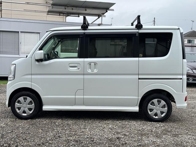 エブリイワゴン ＪＰターボ　４ＷＤ　インタークーラーターボ　レーダーブレーキサポート　ナビ　ＴＶ　Ｂｌｕｅｔｏｏｔｈ　ＥＴＣ　シートヒーター　リアヒーター　電格ミラー　エンジンスターター　ルーフキャリア　スマートキー　修復歴なし（9枚目）
