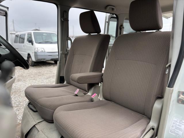 エブリイワゴン ＪＰターボ　４ＷＤ　インタークーラーターボ　レーダーブレーキサポート　ナビ　ＴＶ　Ｂｌｕｅｔｏｏｔｈ　ＥＴＣ　シートヒーター　リアヒーター　電格ミラー　エンジンスターター　ルーフキャリア　スマートキー　修復歴なし（13枚目）