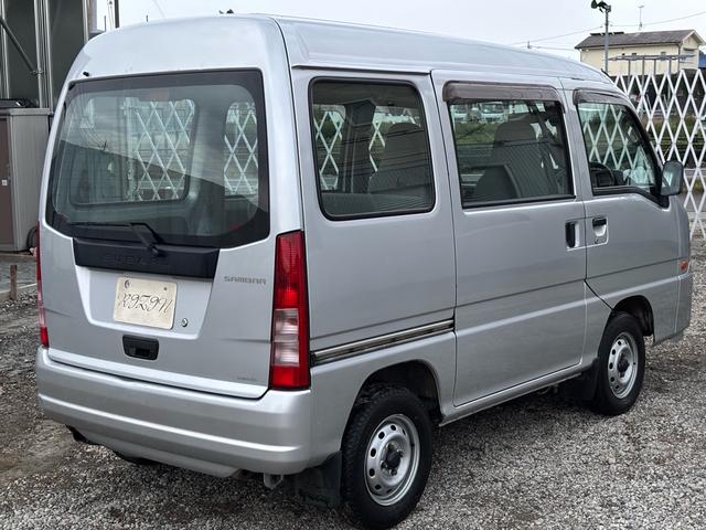サンバーバン VB 最終型モデル 4WD 5MT エアコン パワステ オーディオ(5枚目)