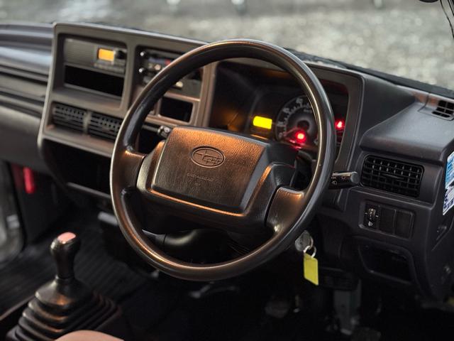 サンバーバン VB 最終型モデル 4WD 5MT エアコン パワステ オーディオ(10枚目)