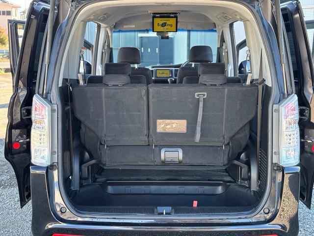 ステップワゴンスパーダ Ｚ　ＨＤＤナビエディション　両側パワースライドドア　ＡＬＰＩＮＥフリップダウンモニター　ＨＤＤナビ　フルセグＴＶ　バックカメラ　ビルトインＥＴＣ　パドルシフト　純正アルミ　スマートキー　記録簿　修復歴なし（17枚目）