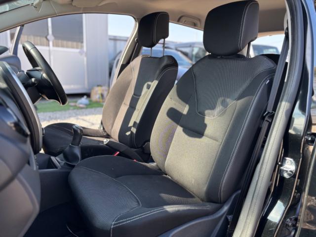 ルーテシア ゼン 5MT Bluetooth 純正アルミ クルーズコントロール ETC カードキー プッシュスタート 修復歴なし(13枚目)