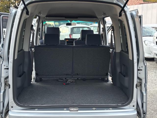 ハイゼットカーゴ クルーズ　走行５万ｋｍ台　ハイルーフ　５ＭＴ　オーバーヘッドシェルフ　全席パワーウィンドウ　電格ミラー　キーレス　オーディオ　エアコン　ＡＢＳ　エアバック　修復歴なし（15枚目）