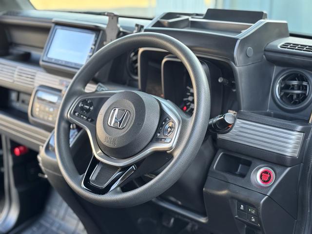 Ｎ－ＶＡＮ＋スタイル ファン・ホンダセンシング　ハイルーフ　ＬＥＤヘッドライト　ナビ　ＴＶ　Ｂｌｕｅｔｏｏｔｈ　バックカメラ　ＥＴＣ　クルコン　オーバーヘッドシェルフ　ドラレコ　プッシュスタート　スマートキー　ＵＳＢジャック　社外アルミ　修復歴なし（9枚目）
