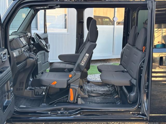 Ｎ－ＶＡＮ＋スタイル ファン・ホンダセンシング　ハイルーフ　ＬＥＤヘッドライト　ナビ　ＴＶ　Ｂｌｕｅｔｏｏｔｈ　バックカメラ　ＥＴＣ　クルコン　オーバーヘッドシェルフ　ドラレコ　プッシュスタート　スマートキー　ＵＳＢジャック　社外アルミ　修復歴なし（17枚目）