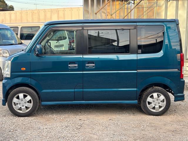 エブリイワゴン ＰＺターボ　４ＡＴ　インタークーラーターボ　片側パワースライドドア　全席パワーウィンドウ　電格ミラー　リアヒーター　キーレス　ＨＩＤ　フォグ　オーディオ　オートエアコン　純正アルミ　修復歴なし（9枚目）