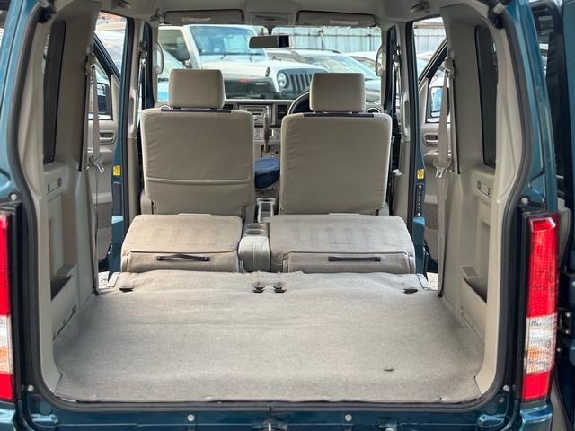 エブリイワゴン ＰＺターボ　４ＡＴ　インタークーラーターボ　片側パワースライドドア　全席パワーウィンドウ　電格ミラー　リアヒーター　キーレス　ＨＩＤ　フォグ　オーディオ　オートエアコン　純正アルミ　修復歴なし（16枚目）