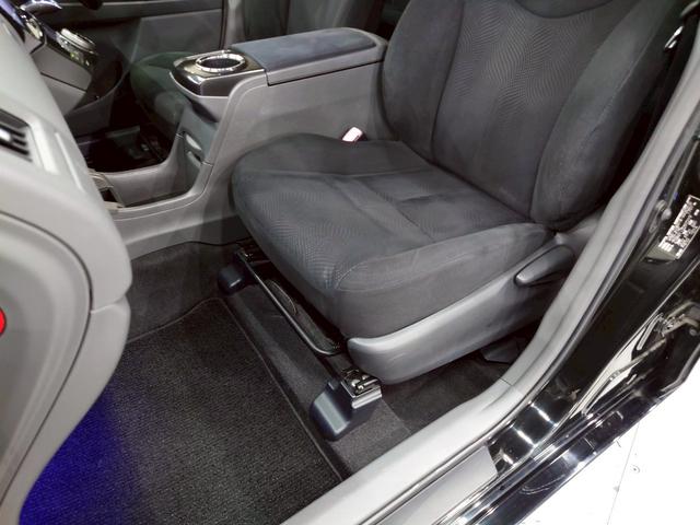 プリウスアルファ Ｓ　チューン　ブラック　ユーザー様直接仕入れ　社外ナビ　フルセグＴＶ　Ｂｌｕｅｔｏｏｔｈ　バックモニター　フリップダウンモニター　ＬＥＤヘッドライト　フォグ　純正１６インチＡＷ　ステアスイッチ　スマートキー　予備キー　ＥＴＣ（52枚目）