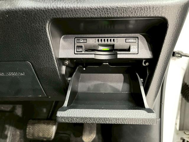 ノア ハイブリッドＳｉ　ユーザー様直接仕入　セーフティセンス　純正１０インチナビ　フルセグＴＶ　ＢＴ接続　バックカメラ　両側パワスラ　ＬＥＤヘッドライト　フォグランプ　純正ＡＷ　シートヒーター　ドラレコ　スマートキー　ＥＴＣ（32枚目）